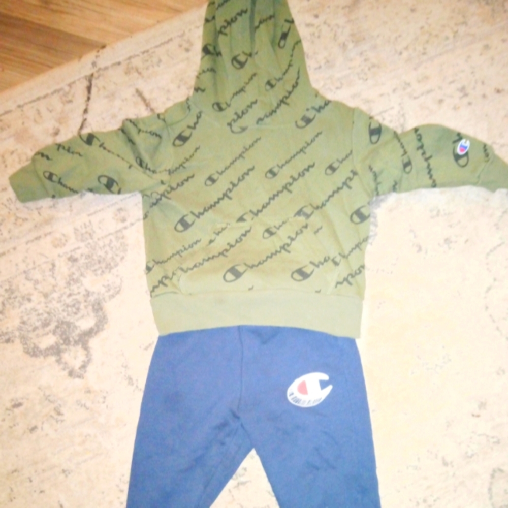 Boy champion outfit